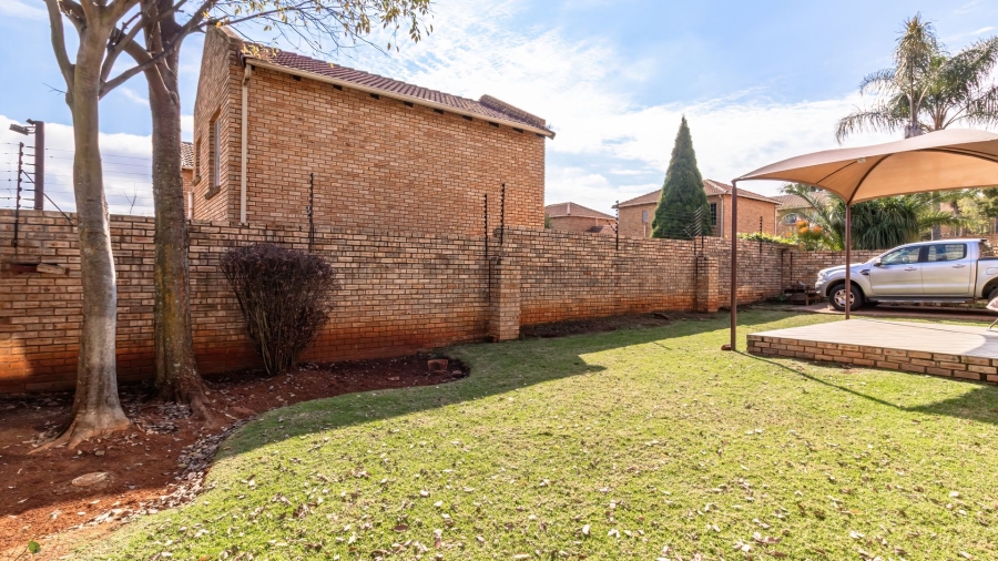 3 Bedroom Property for Sale in Strubensvallei Gauteng