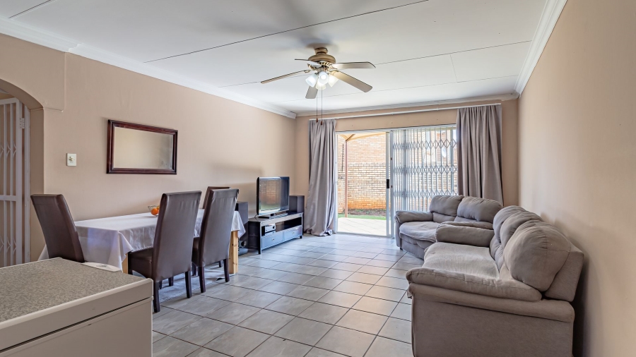3 Bedroom Property for Sale in Strubensvallei Gauteng