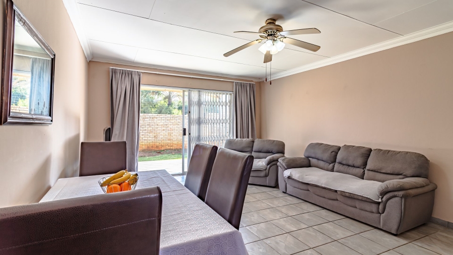 3 Bedroom Property for Sale in Strubensvallei Gauteng