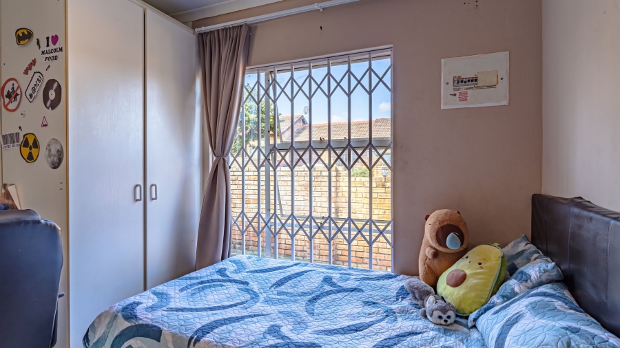 3 Bedroom Property for Sale in Strubensvallei Gauteng