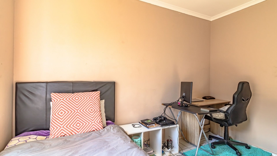 3 Bedroom Property for Sale in Strubensvallei Gauteng