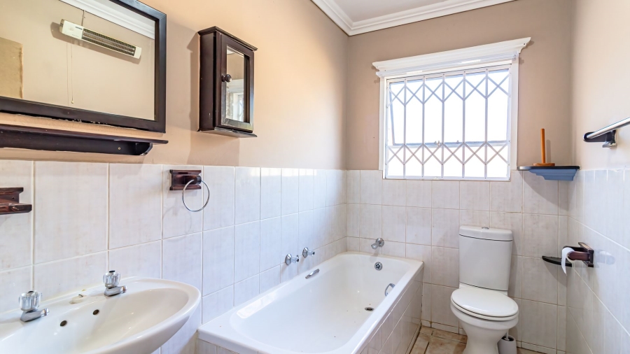 3 Bedroom Property for Sale in Strubensvallei Gauteng