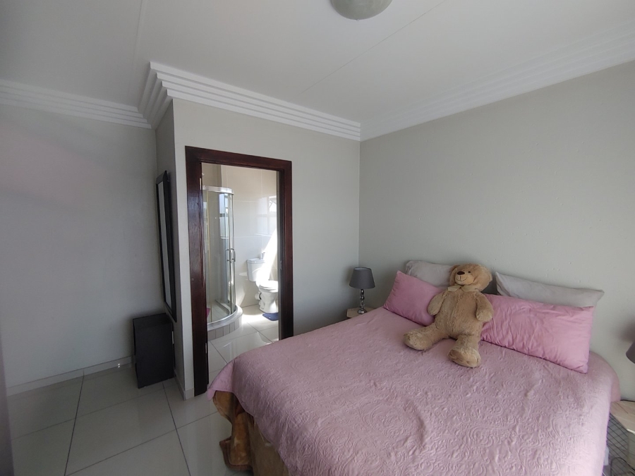 3 Bedroom Property for Sale in Eveleigh Gauteng