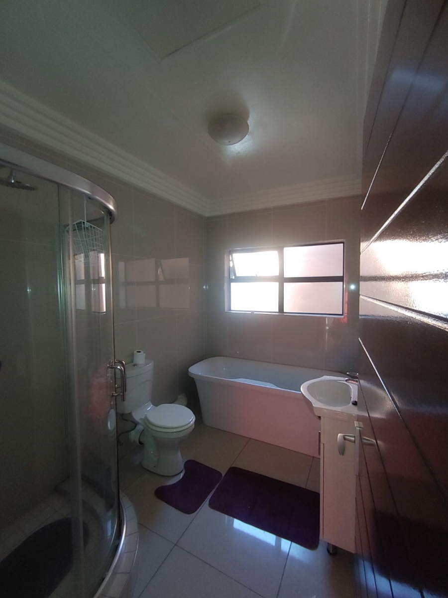 3 Bedroom Property for Sale in Eveleigh Gauteng