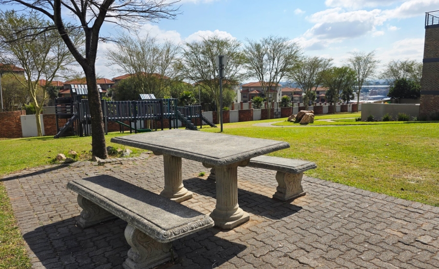 To Let 2 Bedroom Property for Rent in Solheim Gauteng