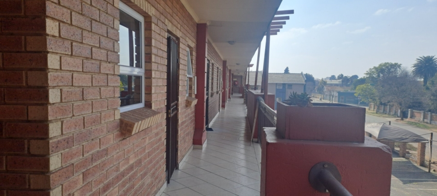 1 Bedroom Property for Sale in Kempton Park Central Gauteng