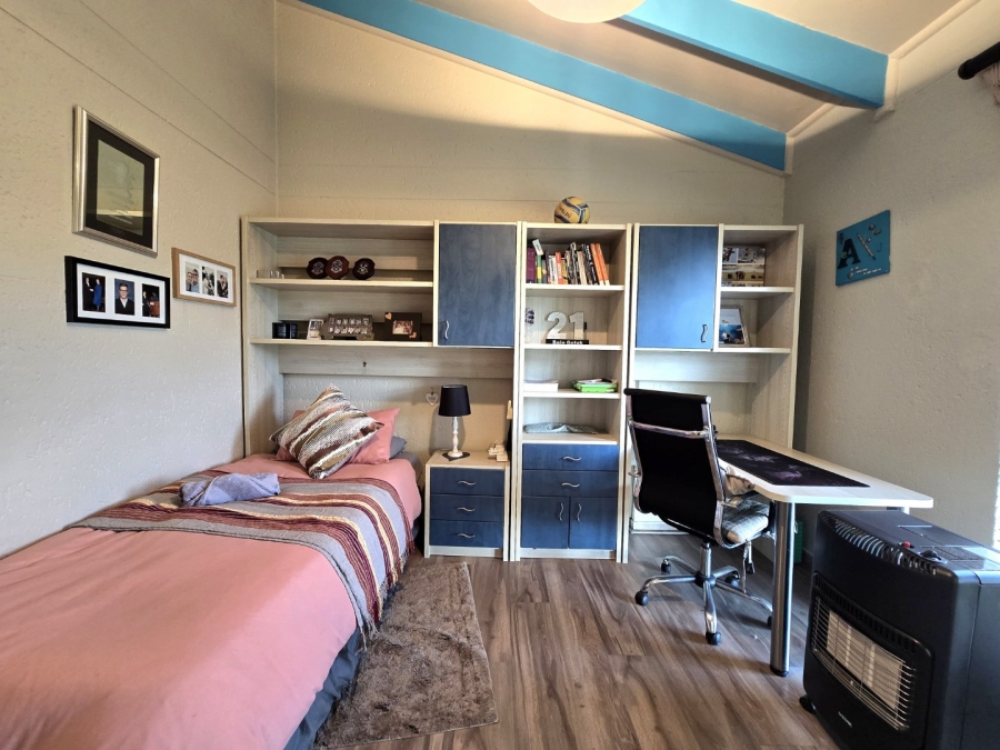5 Bedroom Property for Sale in Meyersdal Gauteng