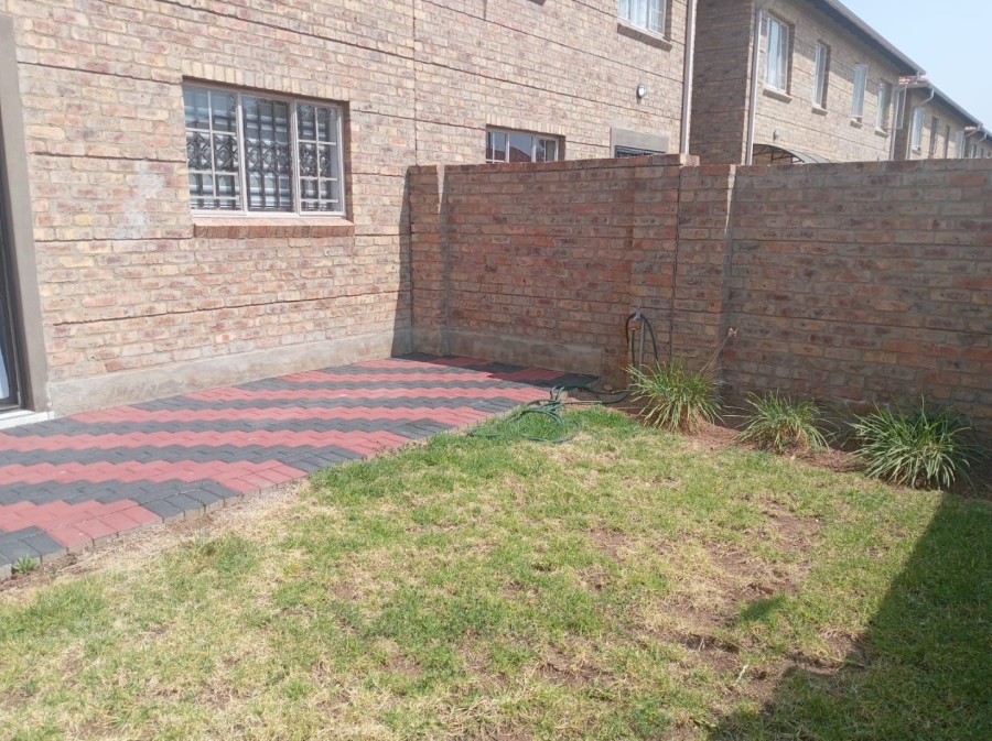3 Bedroom Property for Sale in Annlin-wes Gauteng