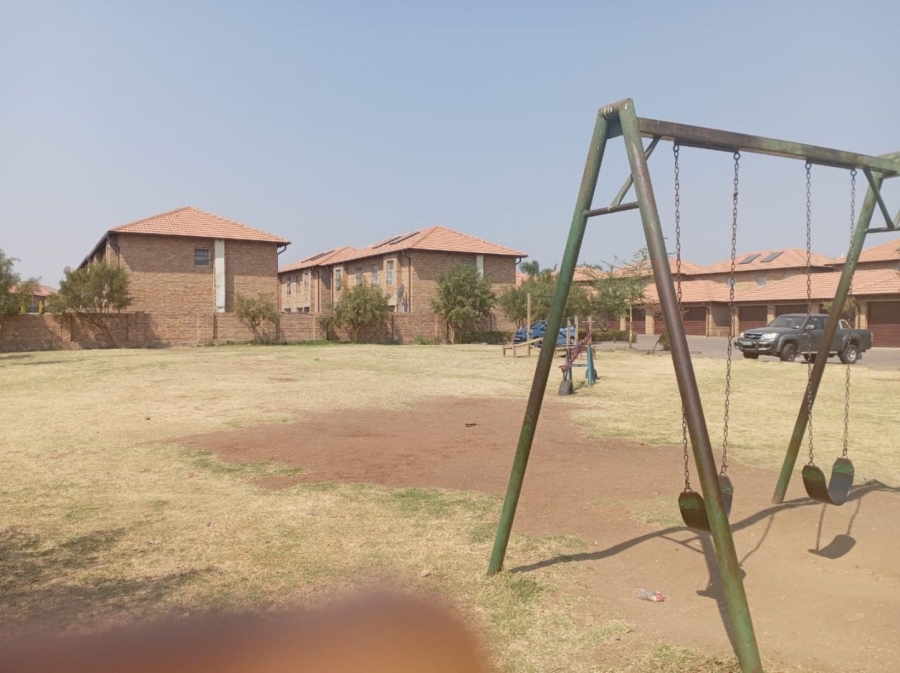 3 Bedroom Property for Sale in Annlin-wes Gauteng