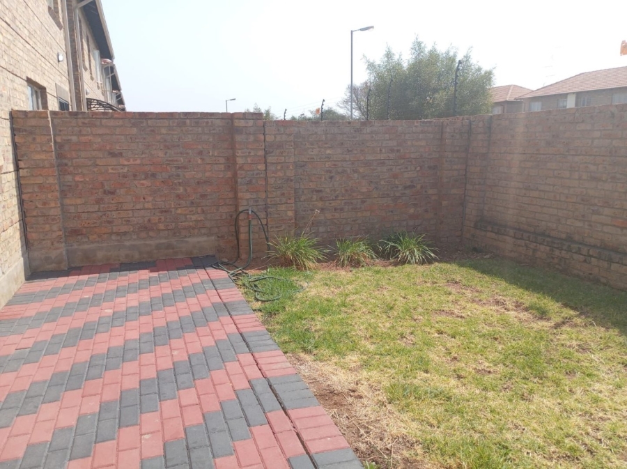 3 Bedroom Property for Sale in Annlin-wes Gauteng