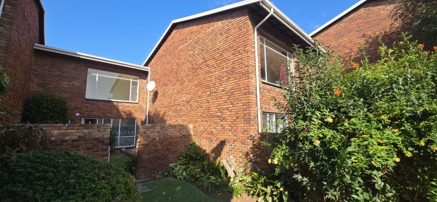 3 Bedroom Property for Sale in Brackenhurst Gauteng