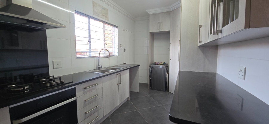 3 Bedroom Property for Sale in Brackenhurst Gauteng