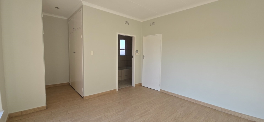 3 Bedroom Property for Sale in Brackenhurst Gauteng