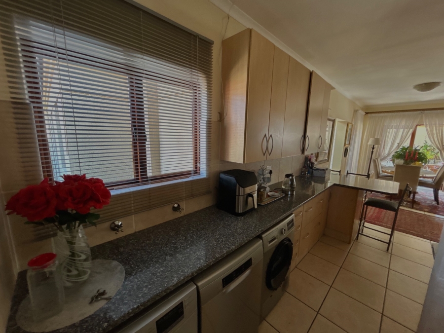 3 Bedroom Property for Sale in Halfway Gardens Gauteng