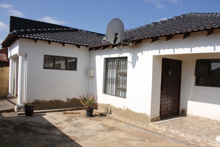 3 Bedroom Property for Sale in Protea Glen Gauteng