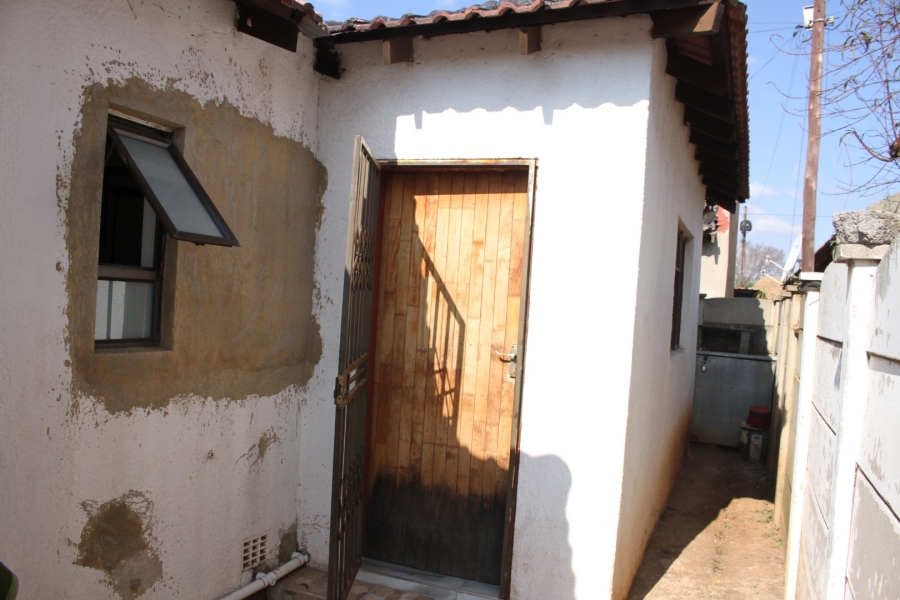 3 Bedroom Property for Sale in Protea Glen Gauteng