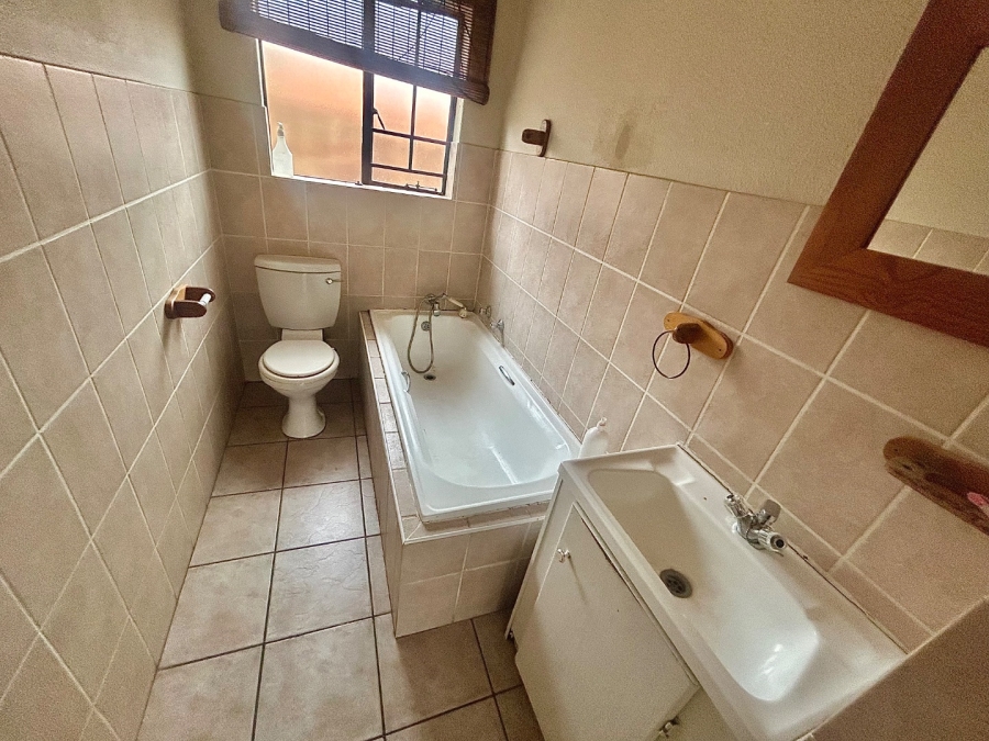 3 Bedroom Property for Sale in Halfway Gardens Gauteng