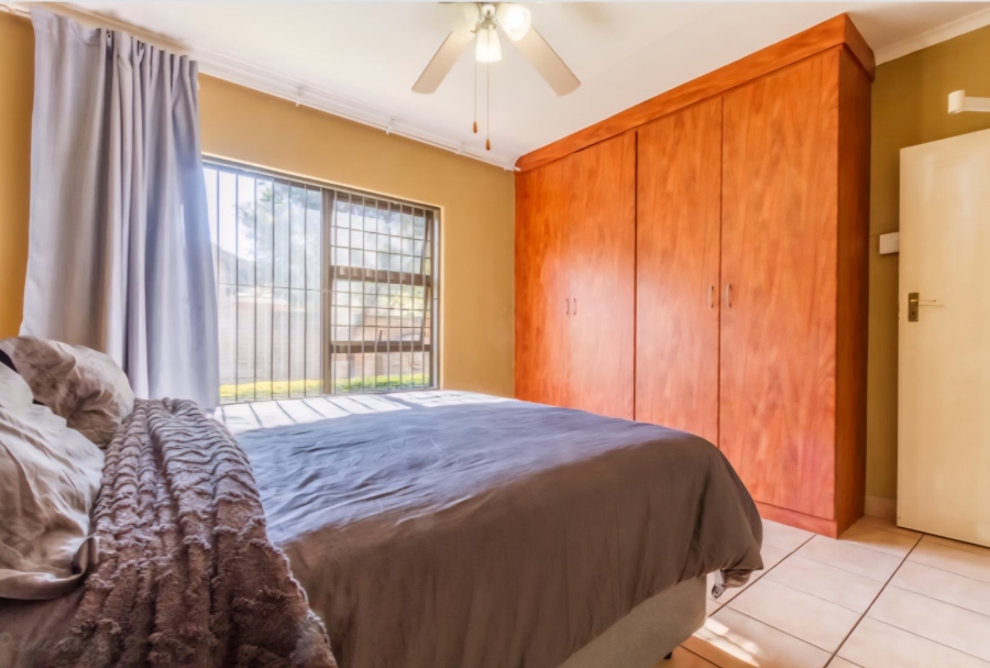 2 Bedroom Property for Sale in Willow Park Manor Gauteng