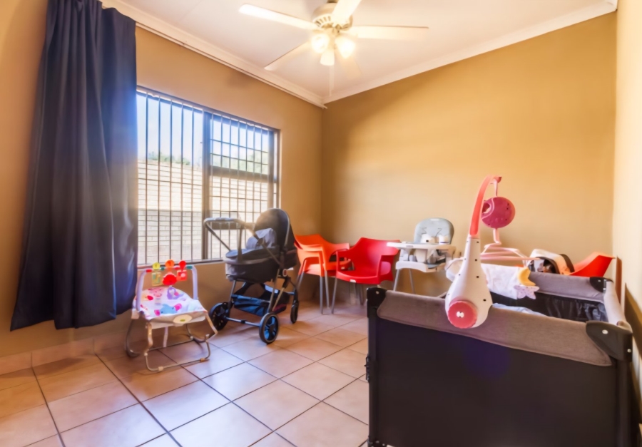 2 Bedroom Property for Sale in Willow Park Manor Gauteng