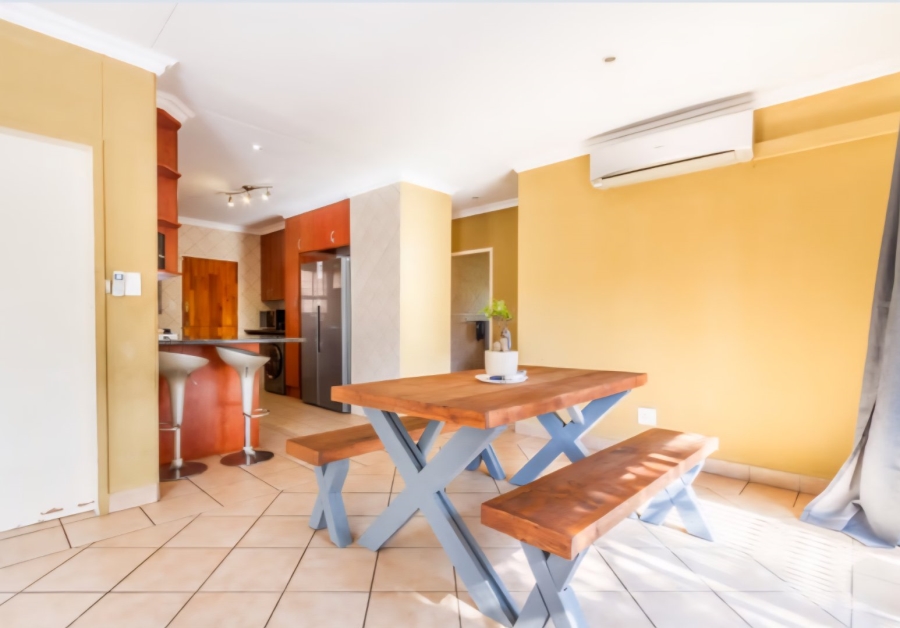 2 Bedroom Property for Sale in Willow Park Manor Gauteng