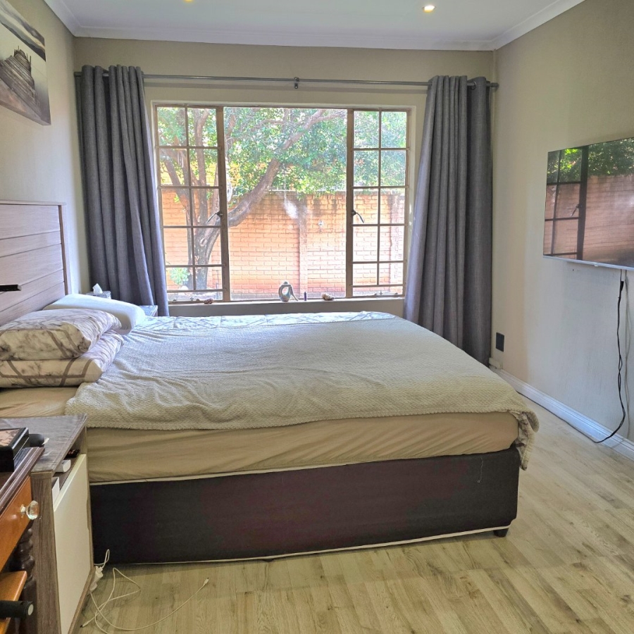 2 Bedroom Property for Sale in Willow Park Manor Gauteng