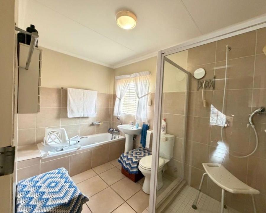 2 Bedroom Property for Sale in Equestria Gauteng