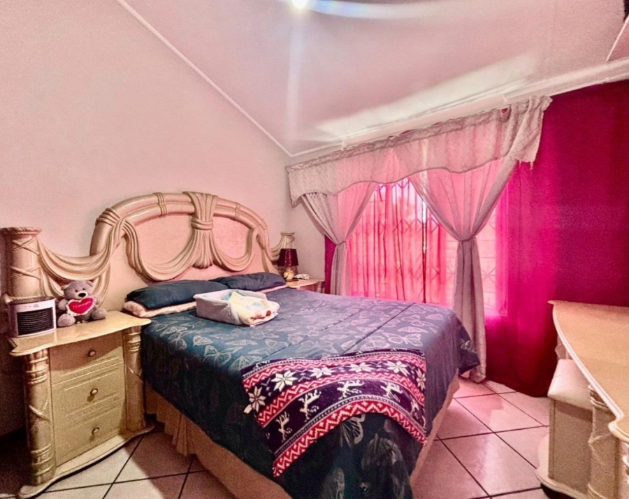 3 Bedroom Property for Sale in Willow Park Manor Gauteng
