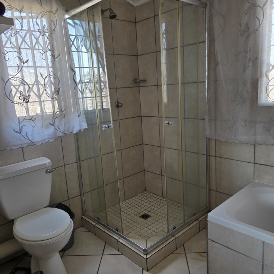 3 Bedroom Property for Sale in Willow Park Manor Gauteng