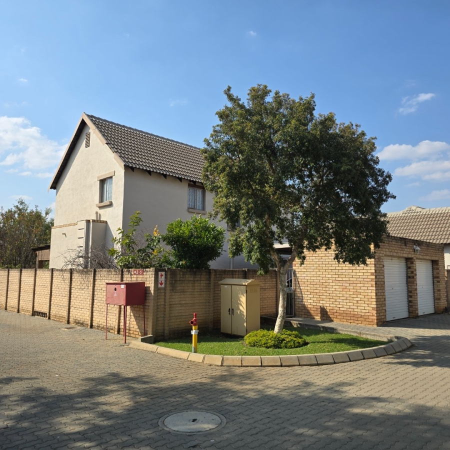 3 Bedroom Property for Sale in Willow Park Manor Gauteng