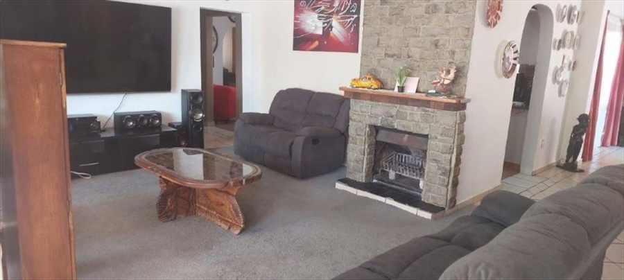 3 Bedroom Property for Sale in Birch Acres Gauteng