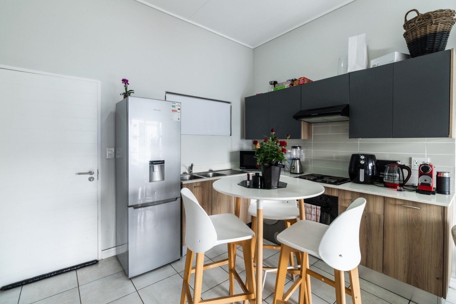 To Let 1 Bedroom Property for Rent in Linbro Park Gauteng