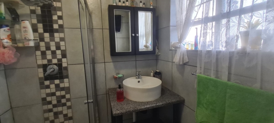 2 Bedroom Property for Sale in Eastleigh Gauteng