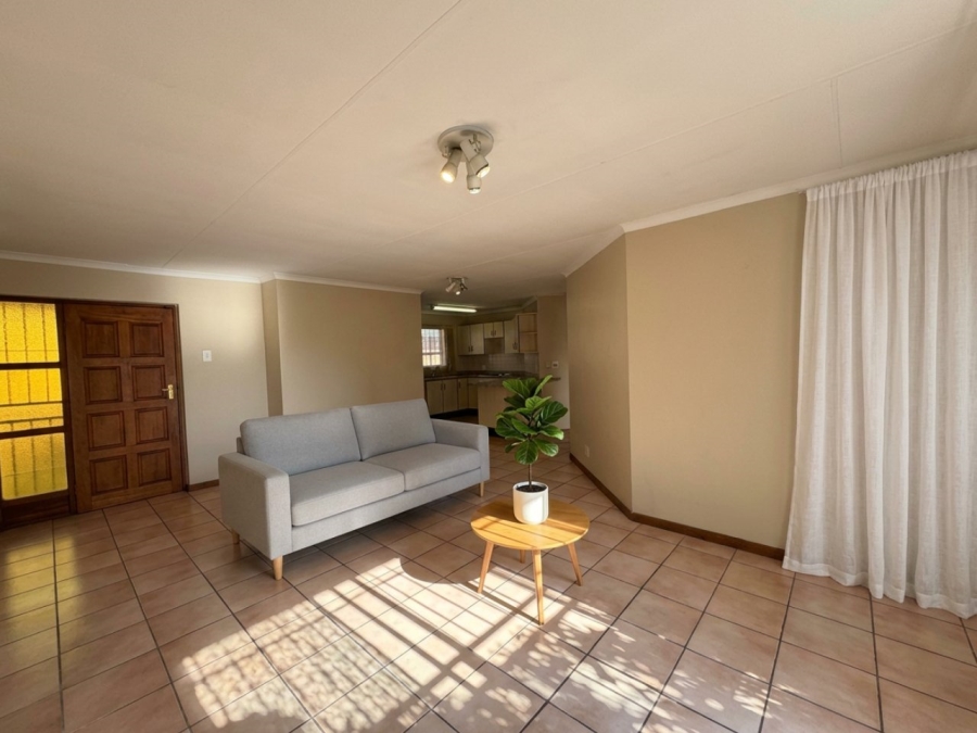 3 Bedroom Property for Sale in Elardus Park Gauteng