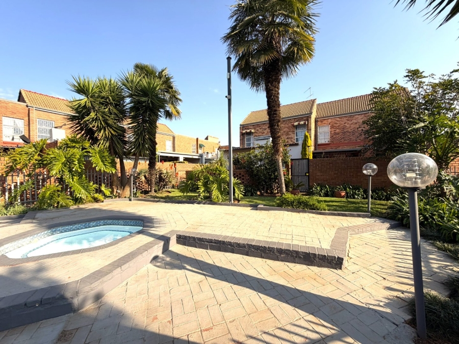 3 Bedroom Property for Sale in Elardus Park Gauteng