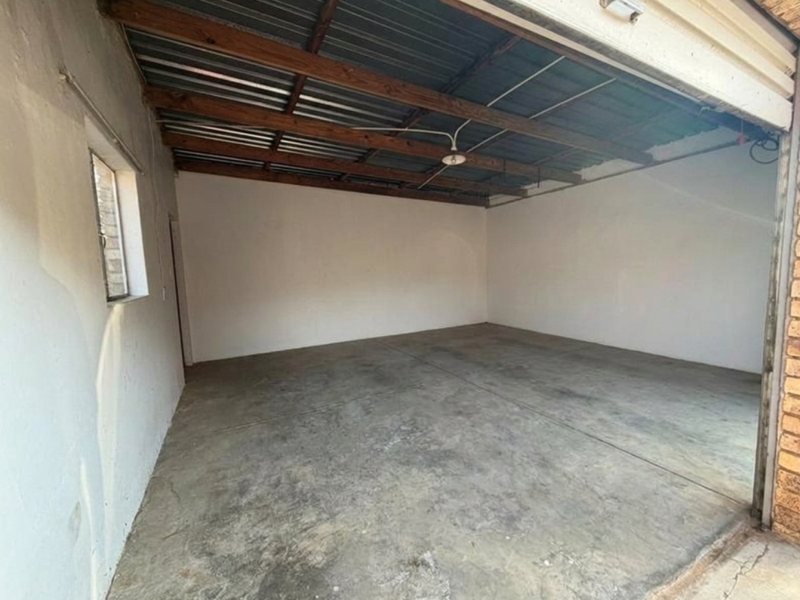 3 Bedroom Property for Sale in Elardus Park Gauteng