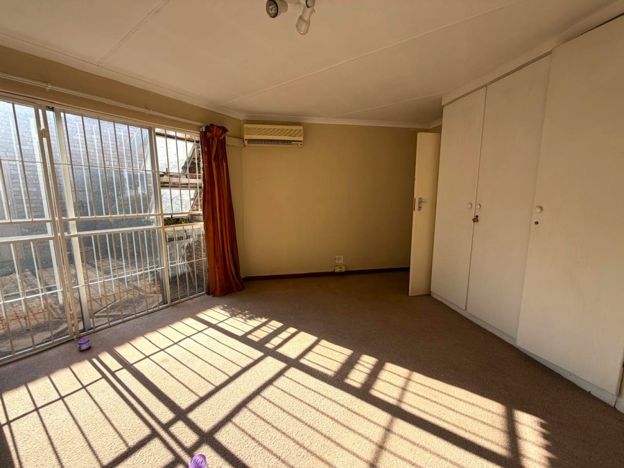 3 Bedroom Property for Sale in Elardus Park Gauteng
