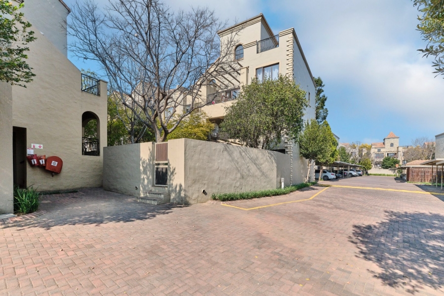 2 Bedroom Property for Sale in Lonehill Gauteng