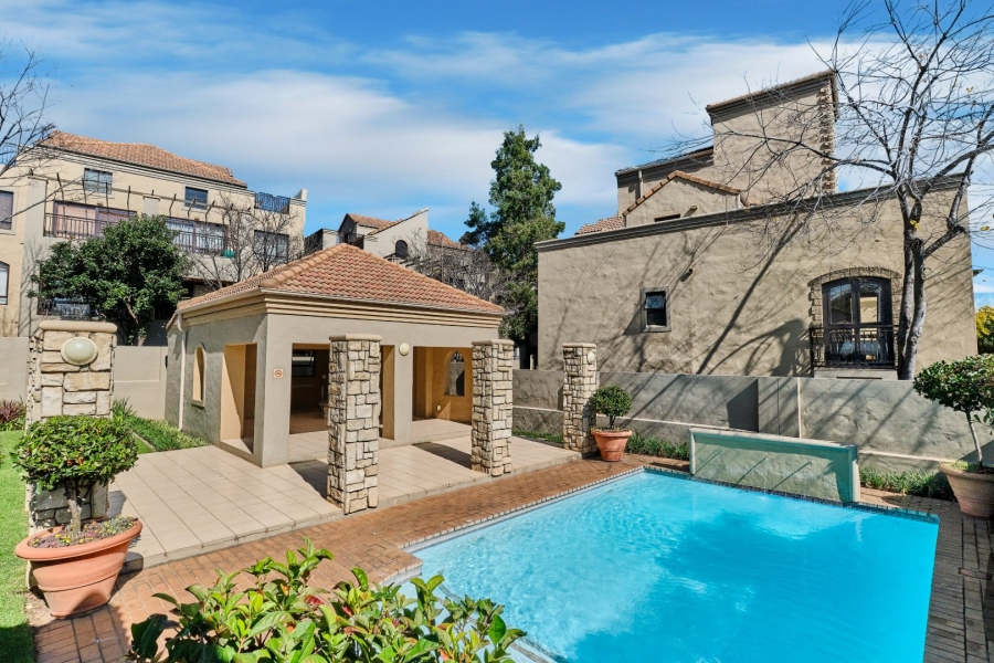 2 Bedroom Property for Sale in Lonehill Gauteng