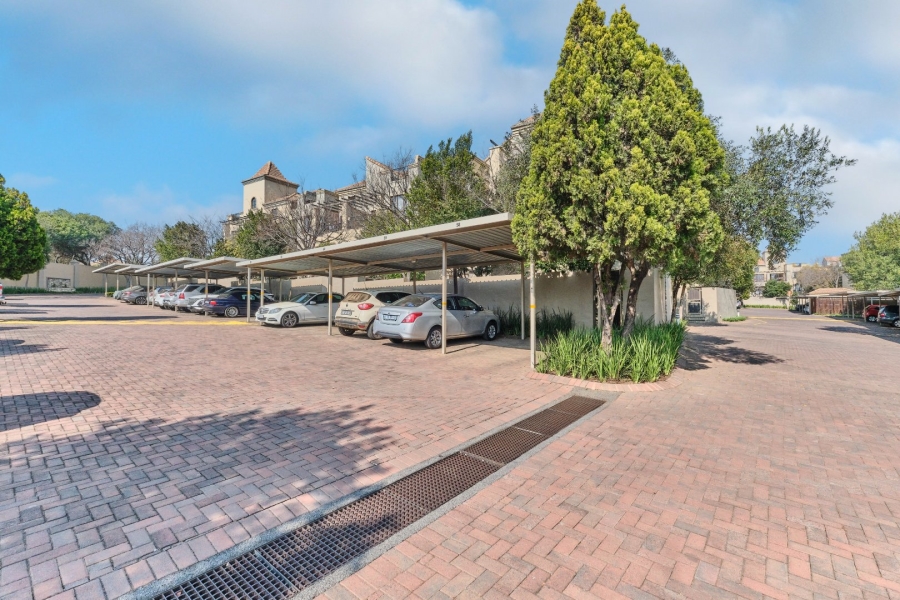 2 Bedroom Property for Sale in Lonehill Gauteng