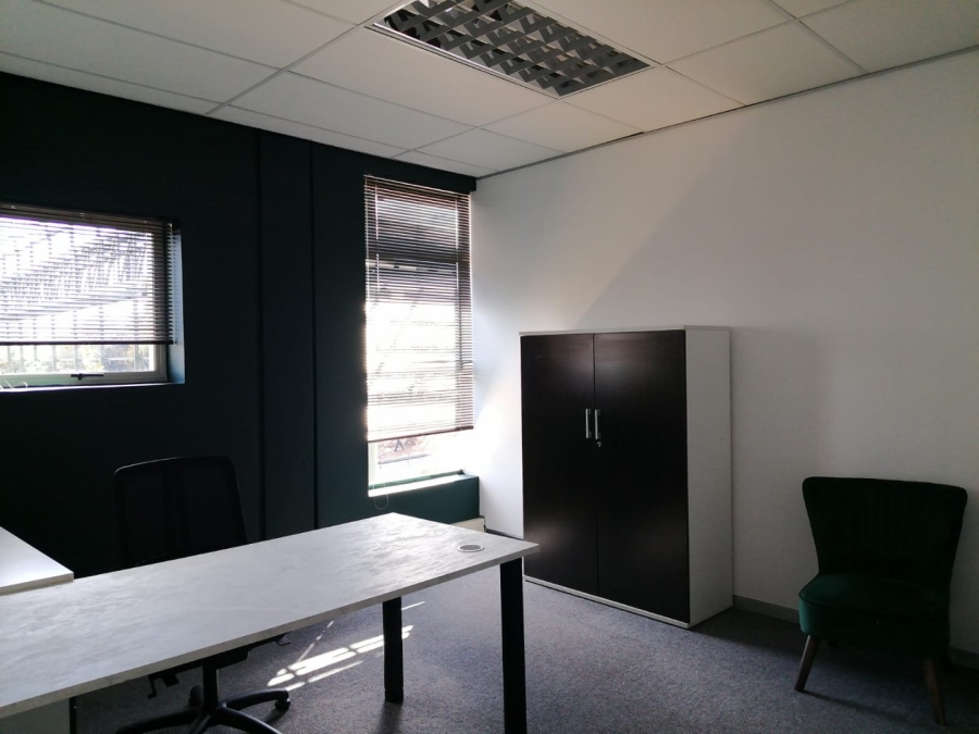 To Let Commercial Property for Rent in Die Hoewes Gauteng
