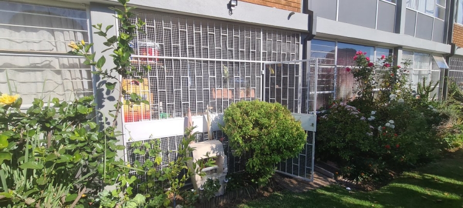 2 Bedroom Property for Sale in Eastleigh Gauteng