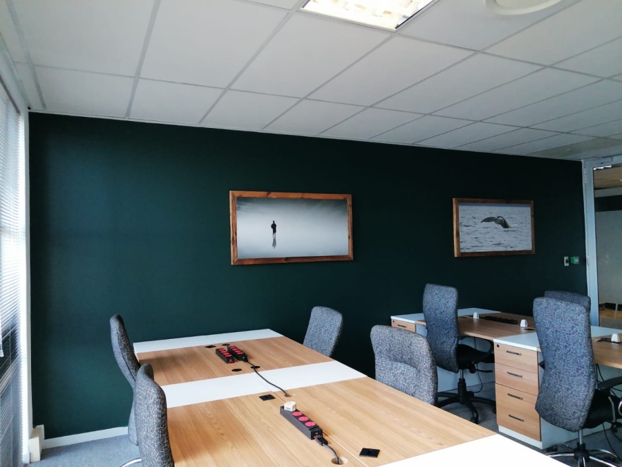 To Let Commercial Property for Rent in Die Hoewes Gauteng