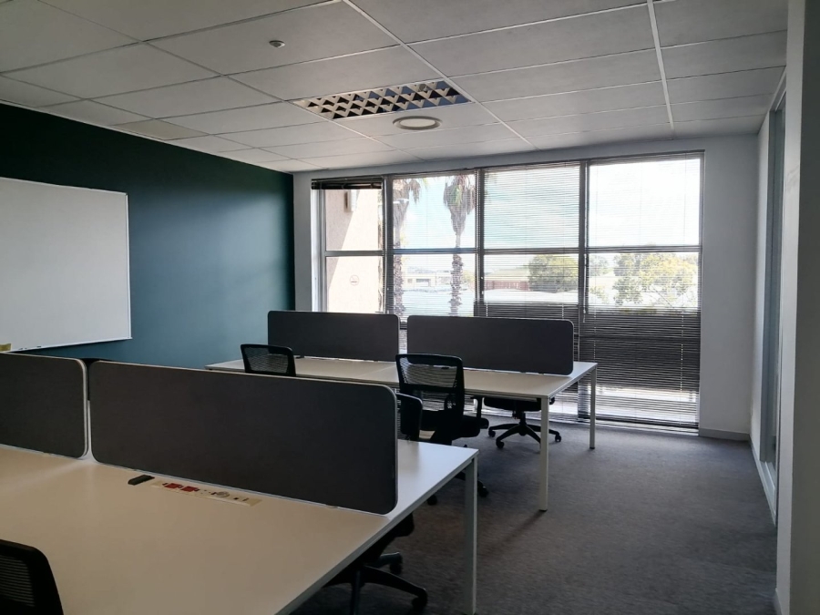 To Let Commercial Property for Rent in Die Hoewes Gauteng