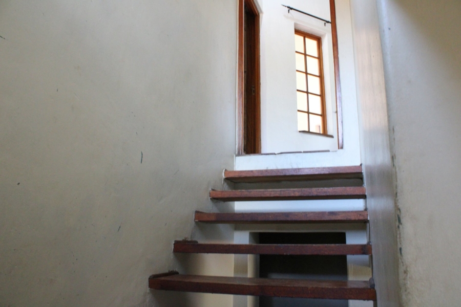  Bedroom Property for Sale in Waverley Gauteng