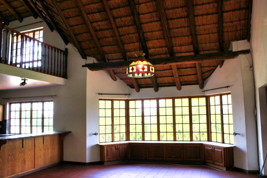  Bedroom Property for Sale in Waverley Gauteng