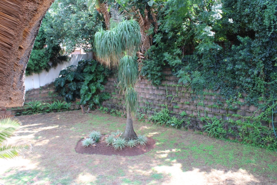  Bedroom Property for Sale in Waverley Gauteng
