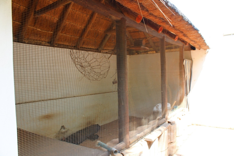  Bedroom Property for Sale in Waverley Gauteng
