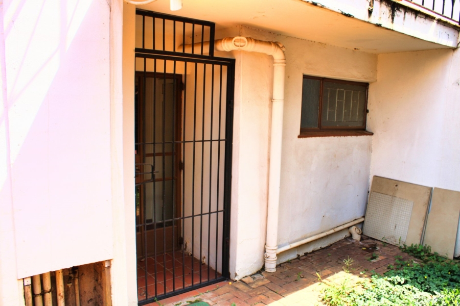  Bedroom Property for Sale in Waverley Gauteng
