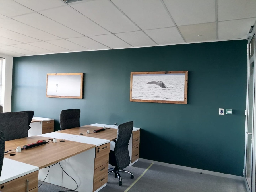 To Let Commercial Property for Rent in Die Hoewes Gauteng