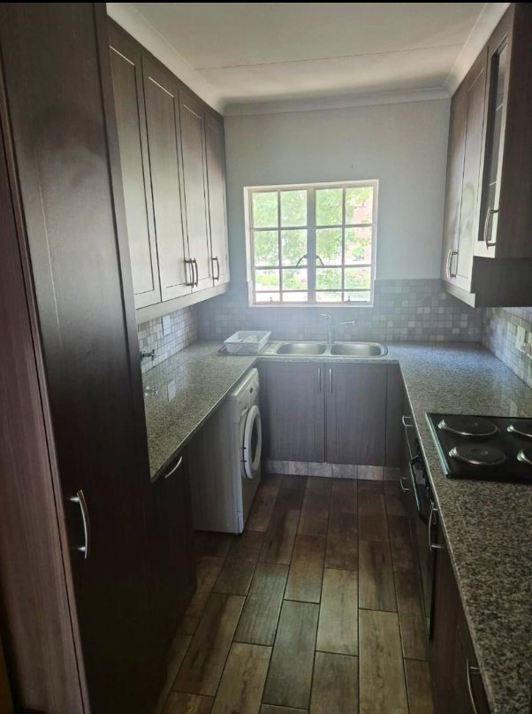 2 Bedroom Property for Sale in Noordwyk Gauteng